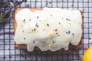 Lemon and lavender cake